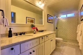 The Jewel Box Home - Image 4