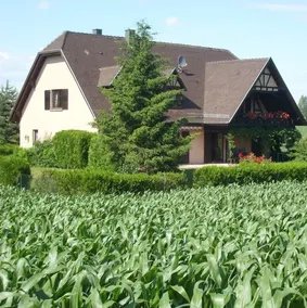 Appartement de vacances avec jardin et barbecue | Vue jardin - Image 3