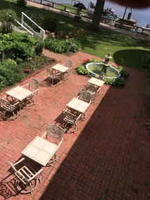 The Hotel Conneaut - Image 5