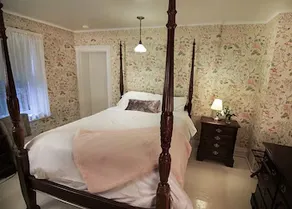 The Laurentide Inn - Image 3