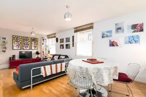 Good Size 2 Bedroom in a Perfect Location - Image 3