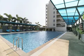 OYO 829 Royal Thai Residence - Image 2
