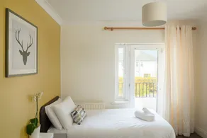 Pembroke House - Image 5