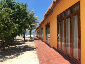 Ocean Beach Hostel - Image 4