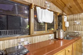 GuestHouser 1 BR Bed & Breakfast 83ac - Image 5