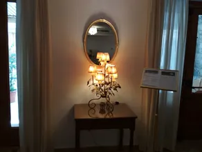 Hotel Holiday - Image 3