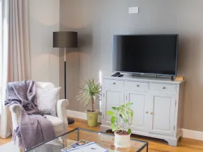 Henge House - Bluestone Apartment - Image 4