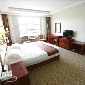 Jixie Forest Farm Dingsheng International Hotel - Image 5