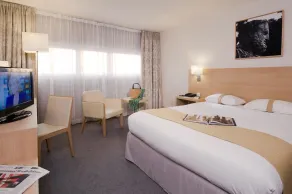 Best Western Plus Paris Orly Airport - Image 2