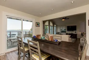 Barefoot Bungalow Gracing the Shores of Lake Simcoe, a Wonderful Family Cottage! - Image 3