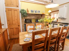 Cosy Nook - Image 5