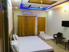 Royal Cottage Guest House - Image 3