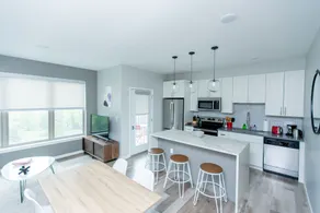 Kasa Clayton Apartments - Image 5