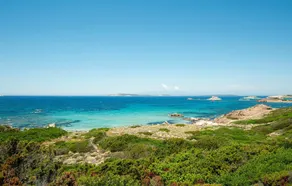 Beautiful Apartment in La Maddalena With 3 Bedrooms - Image 4