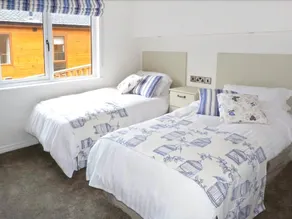 Bluebell Lodge - Image 4