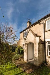 Lovely Cosy Stone Cottage in Tetbury, Cotswolds - Image 3