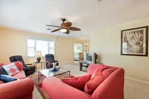 Poco Place, 2 Blocks to Beach, WiFi, 2 Bedrooms, Sleeps 6 - Image 3