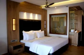 Pine Tree Spa & Resort - Image 2