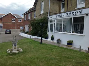 Lorron Hotel - Image 3