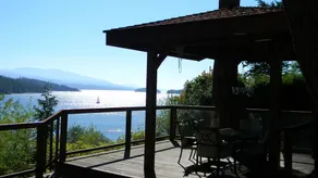 4 B/R Oceanfront Home - Estate Property Hot Tub/ Stairs to Beach - Image 2
