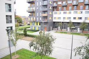 1 Bed Flat in Whitechapel with Roof Terrace - Image 4