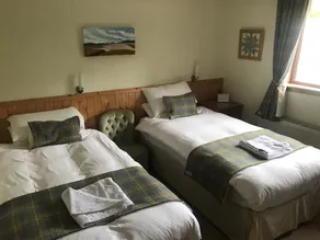 Beinn Dhearg Guest House - Image 3