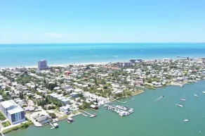 250 Albatross Street - Image 5