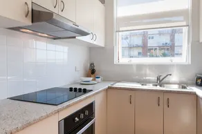 St Valentines Apartments - Image 3