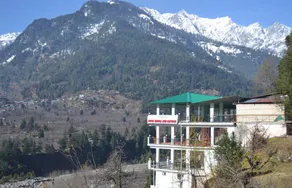 Manali Jain Cottage - Image 2
