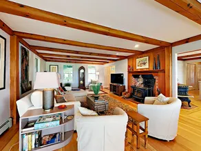 Ferndale: Nature Lovers Paradise 4 Bedroom Home - Image 2