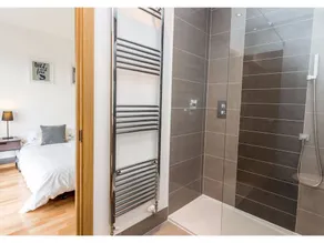 Gorgeous Flat for 6 in Central Cambridge - Image 5