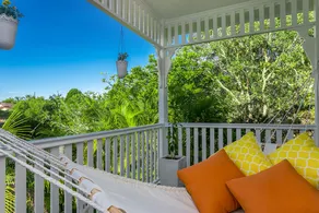 Sunshine House - Image 2