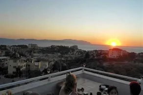 Suer Hotel - Image 4