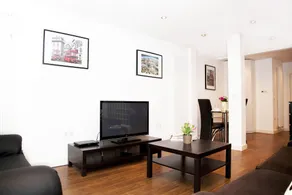 Tower Bridge Apartments - Image 3