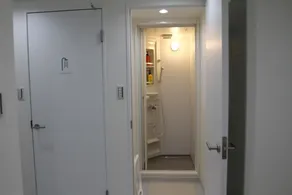 Osaka-Ya Namba Hostel - Image 2