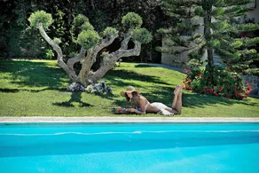 Bozonos Luxury Villa - Image 5