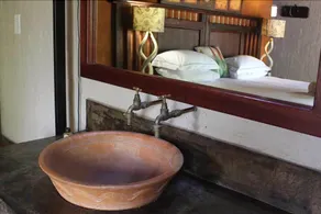 Aloe Bush Game Lodge - Image 4