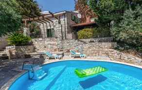Stunning Home in Duboka With 5 Bedrooms, Wifi and Outdoor Swimming Pool - Image 5