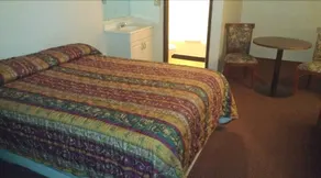 Bremerton Inn - Image 5
