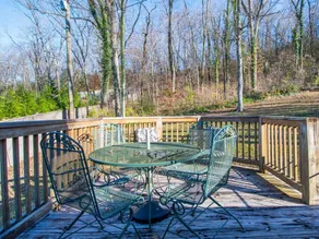 Green Hills Hideaway - Image 3