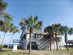 Just A Beachy Time! 4 Bedroom Home - Image 3