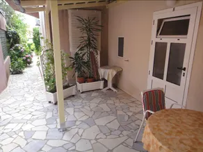 Studios Antonio - Image 4