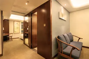 Lujia International Hotel - Image 4