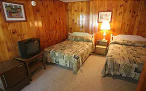 Lee's Motel and Cottages - Image 5
