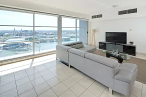 Midtown Darling Harbour - Image 2