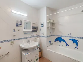 Stunning Mansion in Riaza With Balcony - Image 3