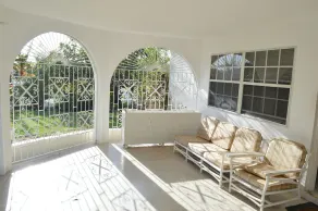 Sea Grove Villa - Image 4