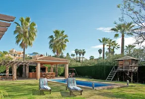 Holiday Villa With 5 Bedrooms, Private Pool, Nueva Andalucia, Marbella - Image 4