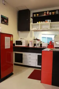 Ananas Phuket Town Hostel - Image 5