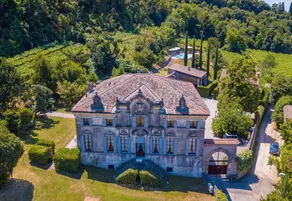 Villa Faccioli Magnolia With Shared Pool - Image 2